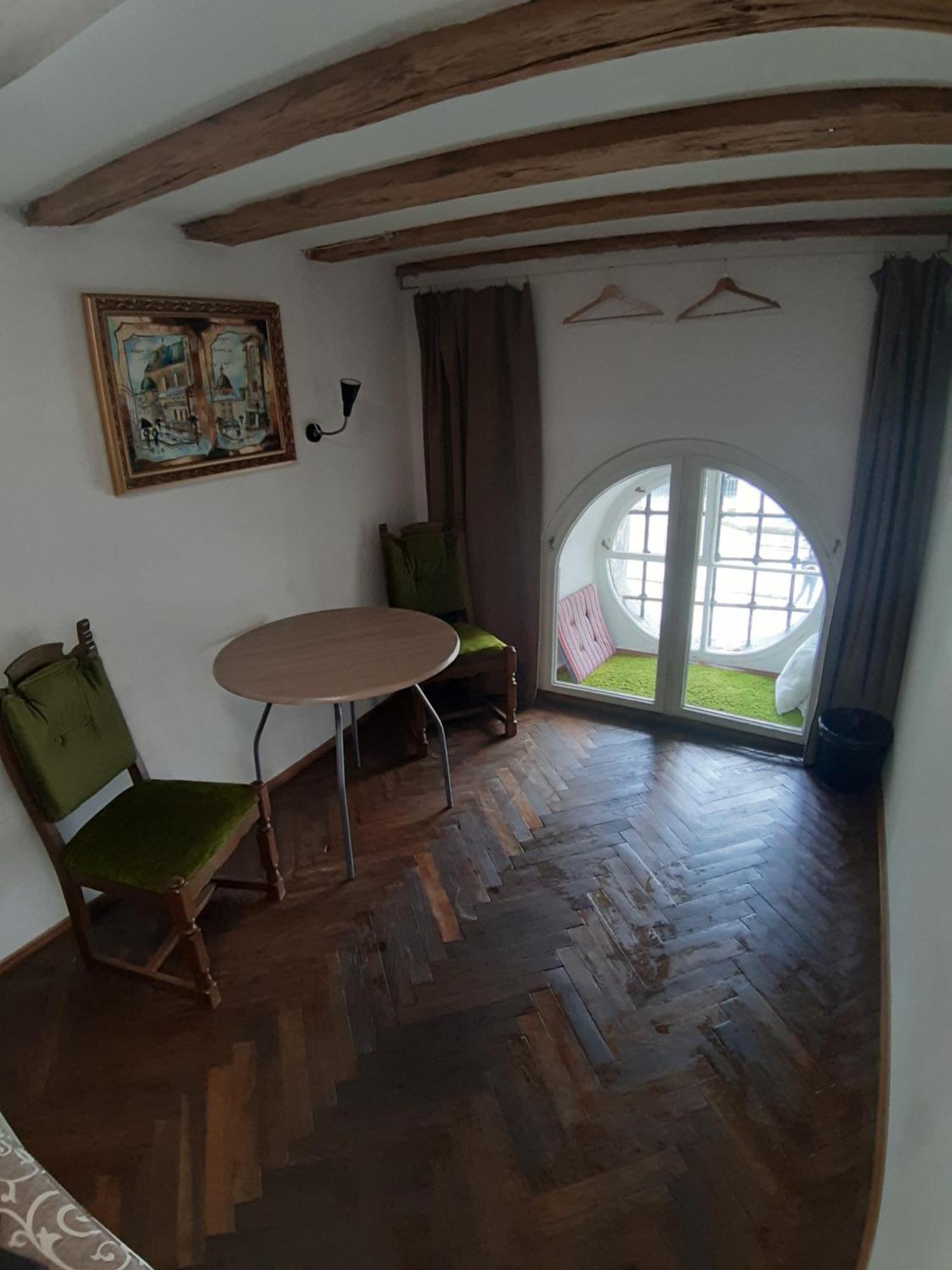 Artrooms -Round Windows Rynok Sq Lviv Dış mekan fotoğraf